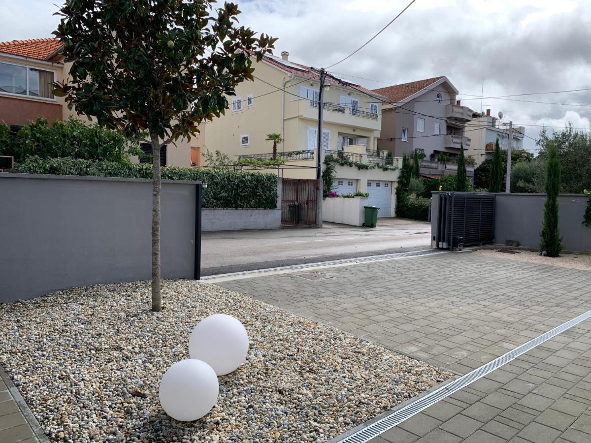 Villa Omnia Zadar Exterior photo