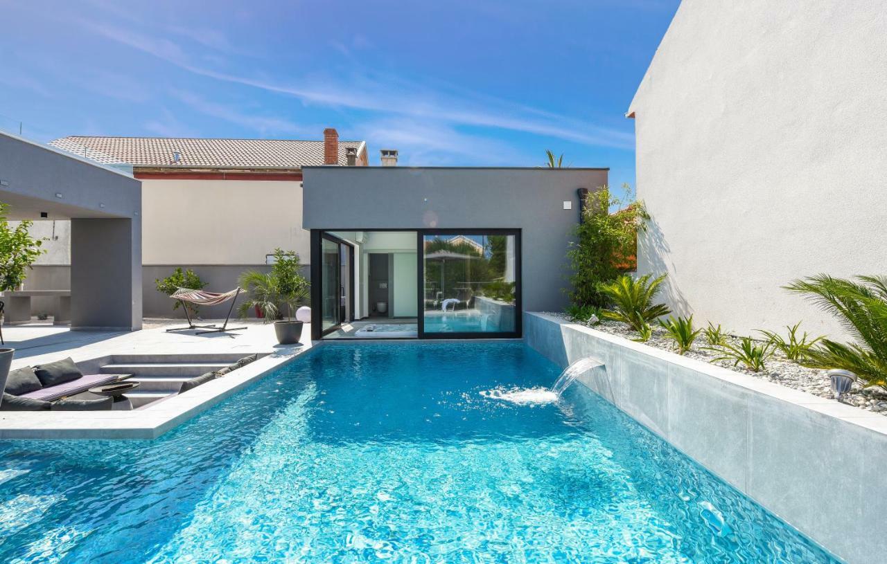 Villa Omnia Zadar Exterior photo