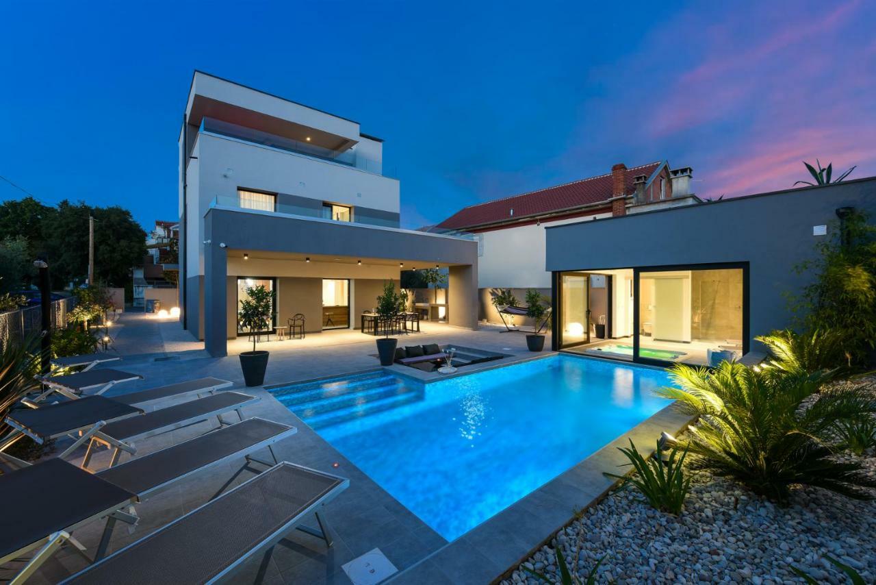 Villa Omnia Zadar Exterior photo